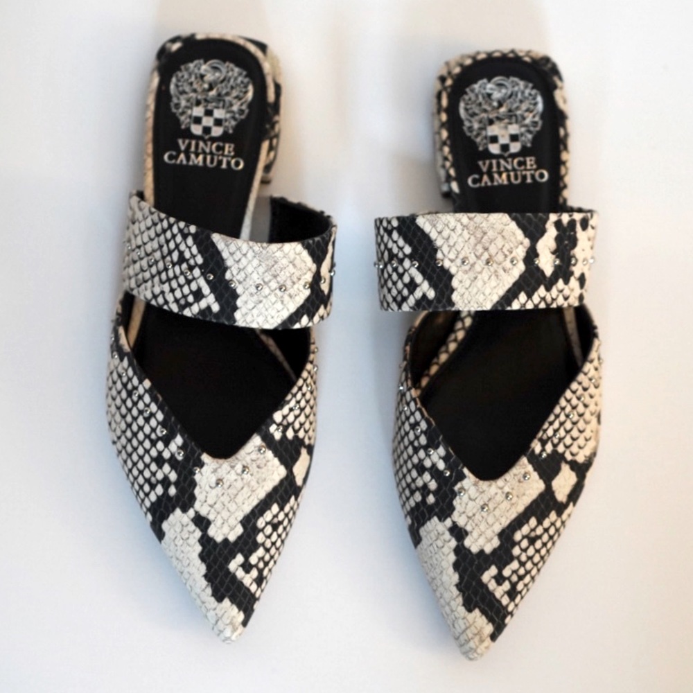 Never worn Vince Camilo snakeskin leather slides